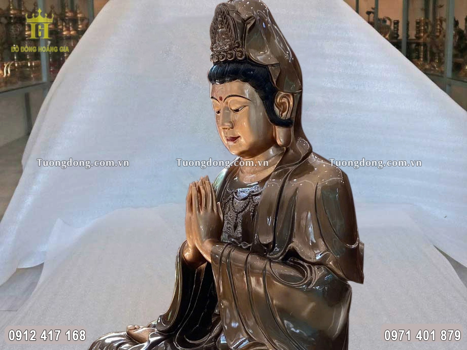 Không gian phòng khách, phòng làm việc hay phòng thờ là nơi thích hợp để đặt tượng